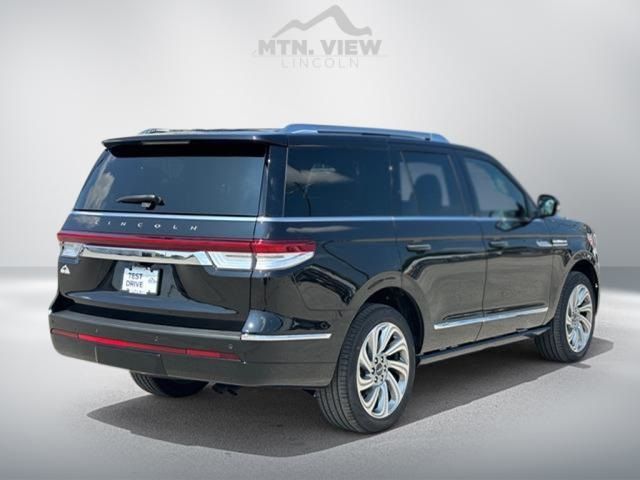 2024 Lincoln Navigator Reserve