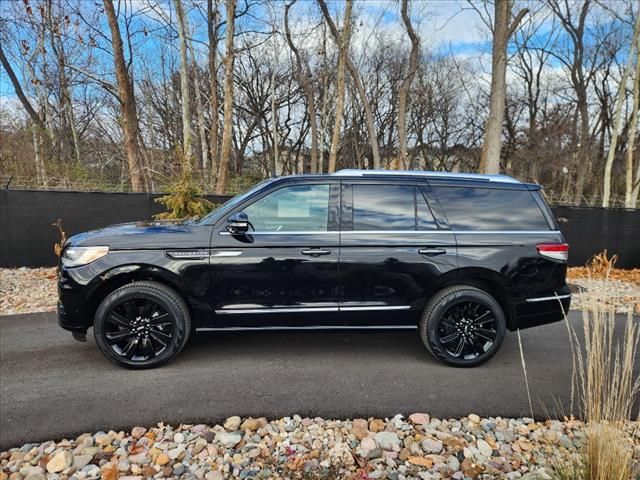 2024 Lincoln Navigator Reserve