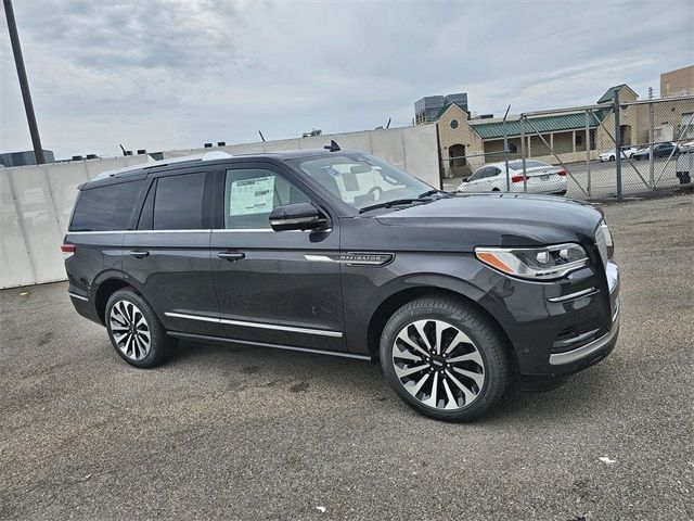 2024 Lincoln Navigator Reserve