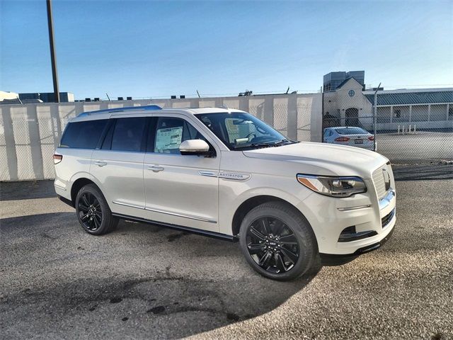 2024 Lincoln Navigator Reserve