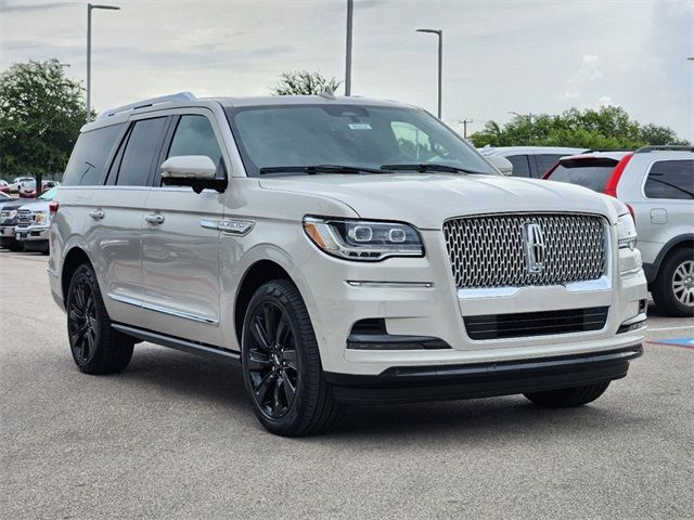 2024 Lincoln Navigator Reserve