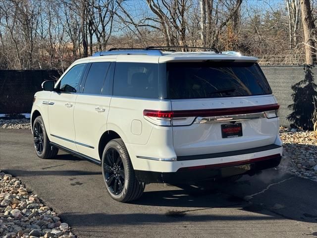 2024 Lincoln Navigator Reserve