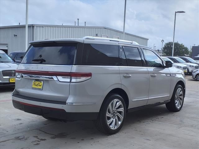 2024 Lincoln Navigator Reserve