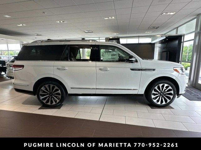 2024 Lincoln Navigator Reserve