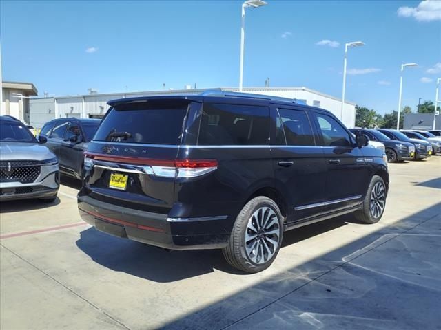 2024 Lincoln Navigator Reserve