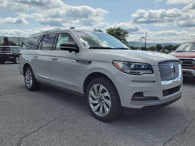 2024 Lincoln Navigator L Reserve