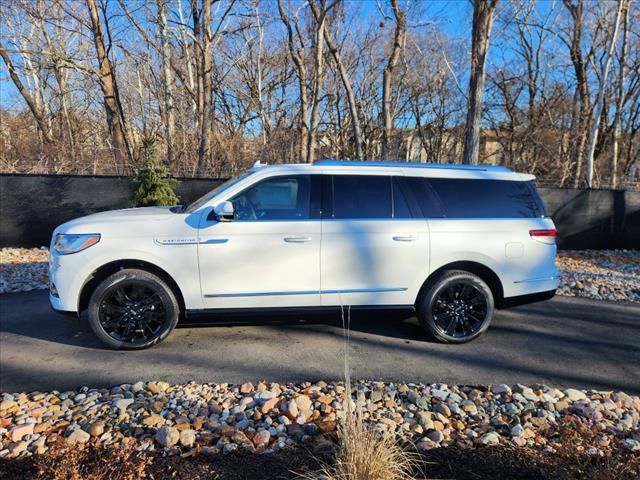 2024 Lincoln Navigator L Reserve