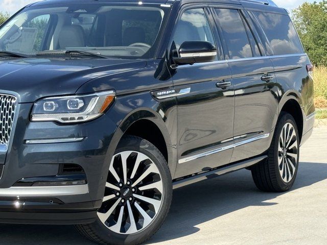 2024 Lincoln Navigator L Reserve