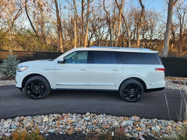 2024 Lincoln Navigator L Reserve