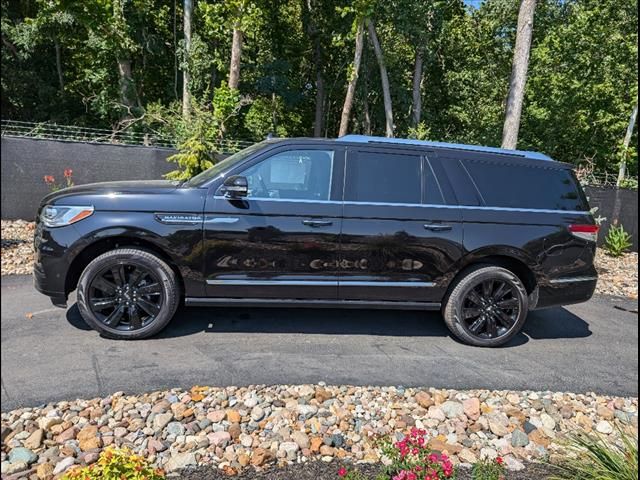 2024 Lincoln Navigator L Reserve