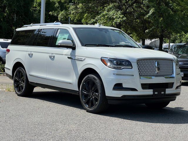 2024 Lincoln Navigator L Reserve