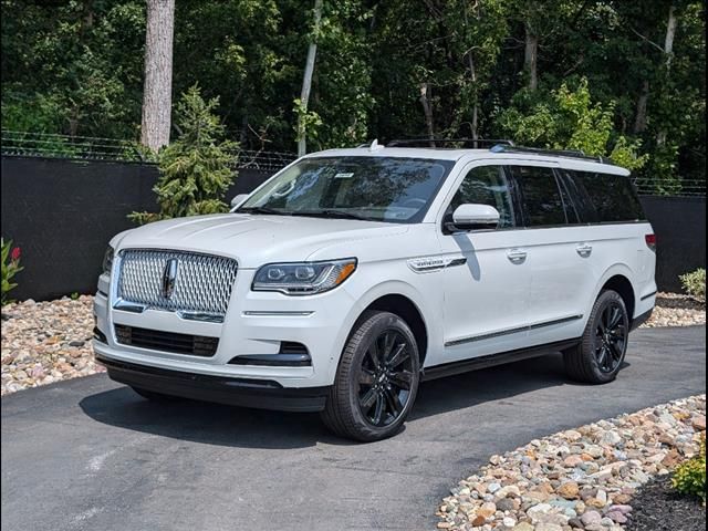 2024 Lincoln Navigator L Reserve