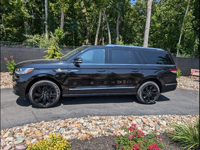 2024 Lincoln Navigator L Reserve