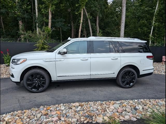 2024 Lincoln Navigator L Reserve