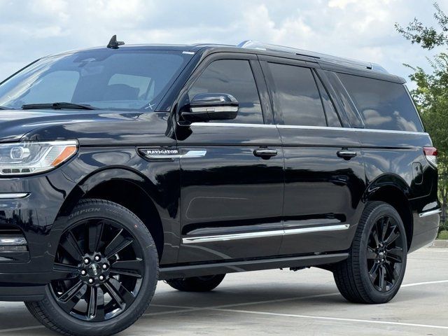 2024 Lincoln Navigator L Reserve