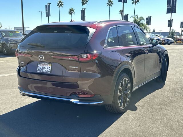 2024 Mazda CX-90 PHEV Premium Plus