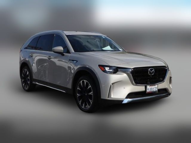 2024 Mazda CX-90 PHEV Premium Plus