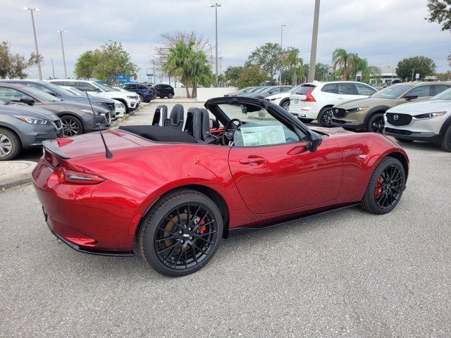 2024 Mazda MX-5 Miata Club