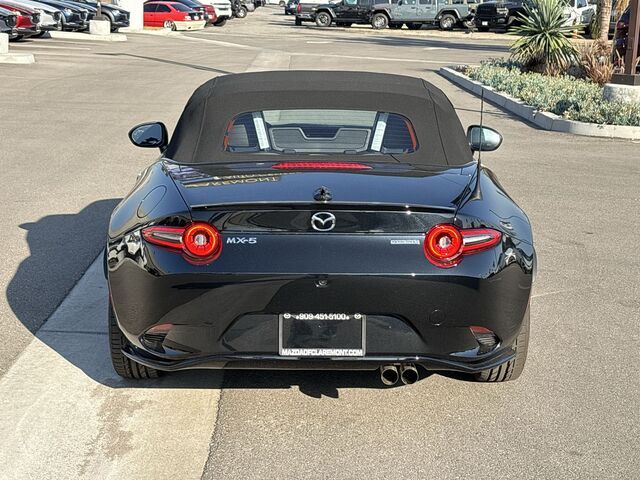 2024 Mazda MX-5 Miata Club