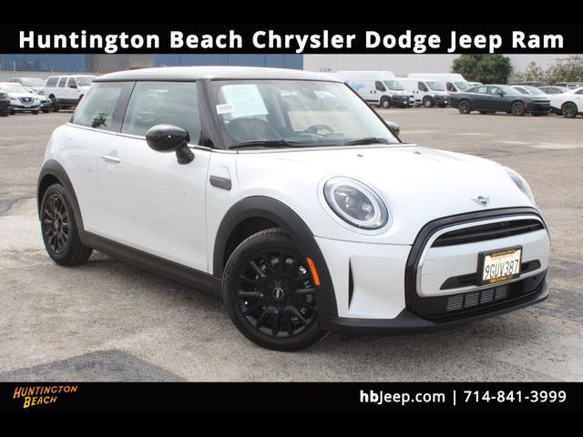2024 MINI Cooper Hardtop Base