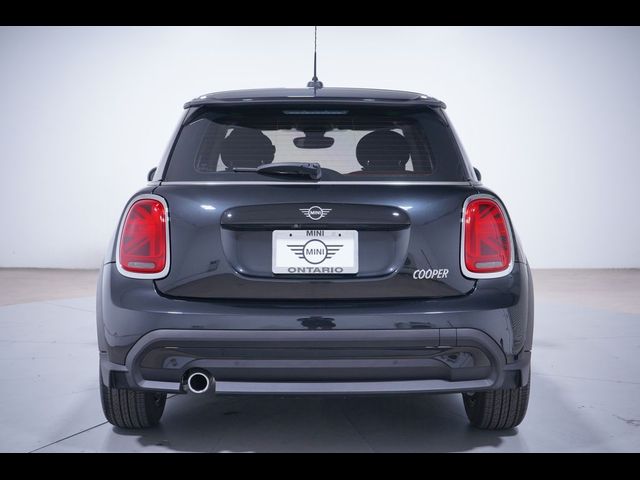 2024 MINI Cooper Hardtop Base