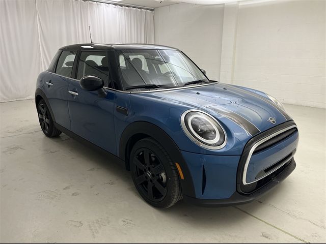 2024 MINI Cooper Hardtop Base