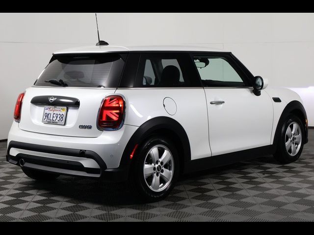 2024 MINI Cooper Hardtop Base