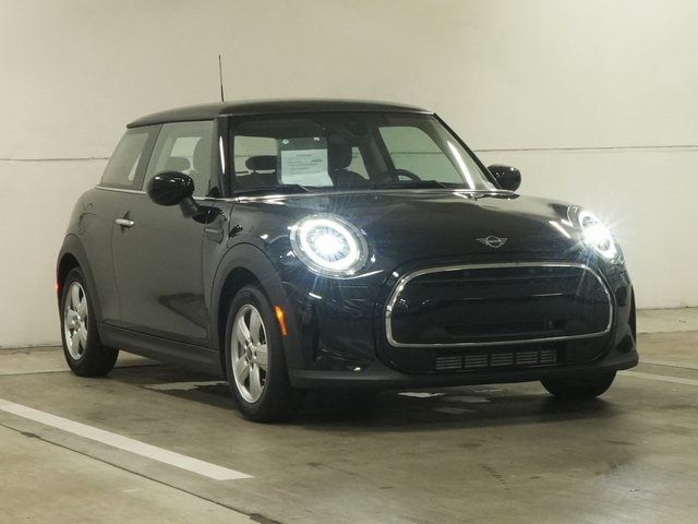 2024 MINI Cooper Hardtop Base