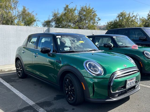 2024 MINI Cooper Hardtop Base