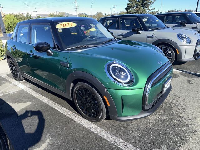 2024 MINI Cooper Hardtop Base