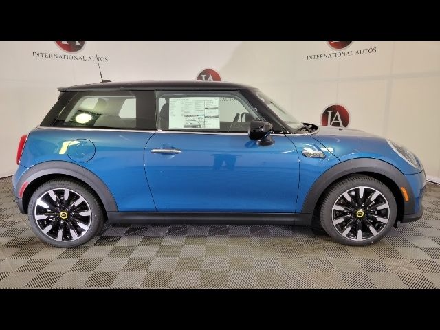 2024 MINI Cooper Hardtop SE