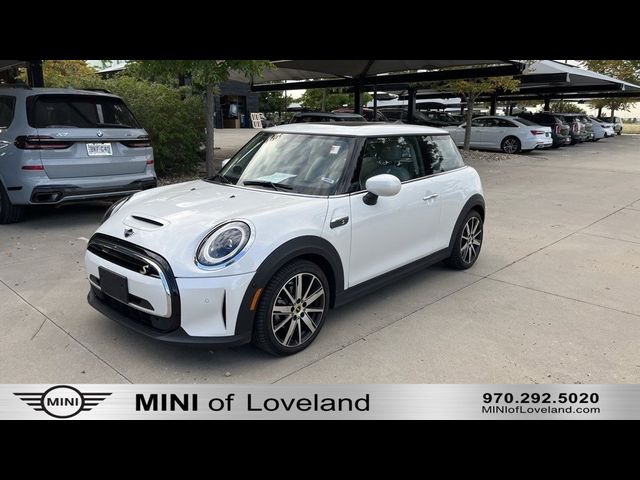 2024 MINI Cooper Hardtop SE