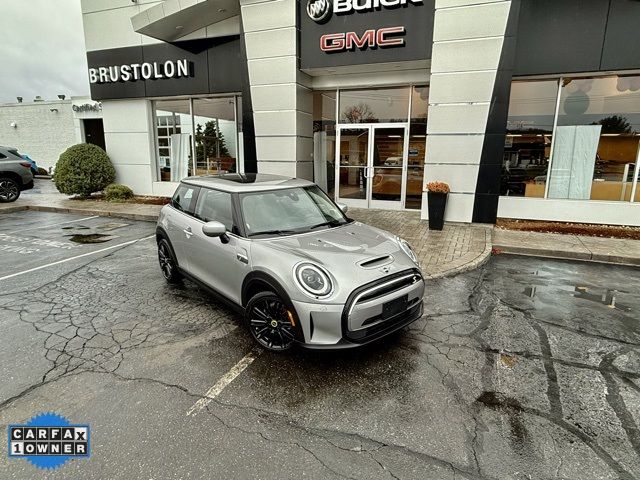 2024 MINI Cooper Hardtop SE