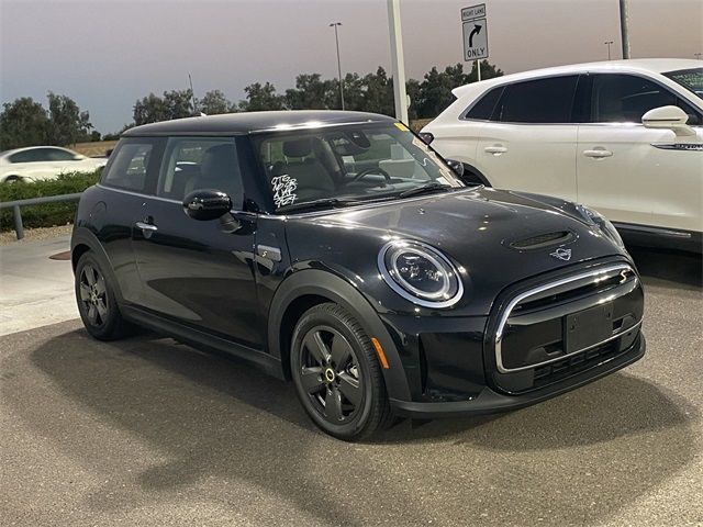 2024 MINI Cooper Hardtop SE