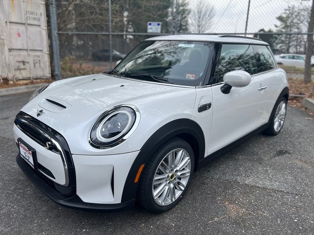 2024 MINI Cooper Hardtop SE