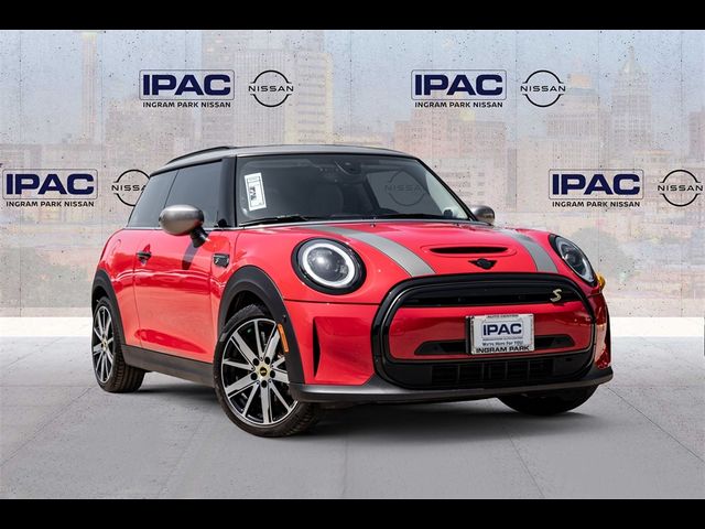 2024 MINI Cooper Hardtop SE