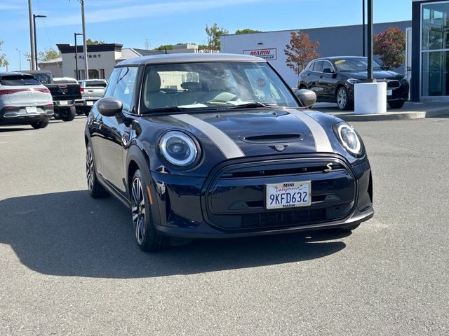 2024 MINI Cooper Hardtop SE