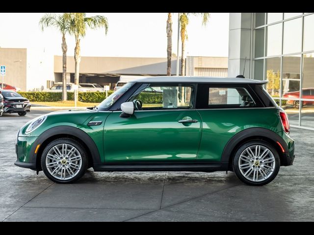 2024 MINI Cooper Hardtop SE