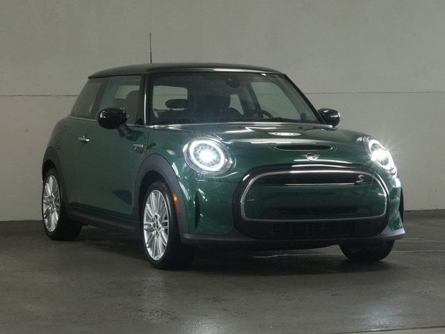 2024 MINI Cooper Hardtop SE