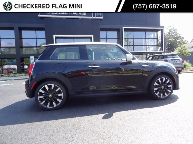 2024 MINI Cooper Hardtop SE