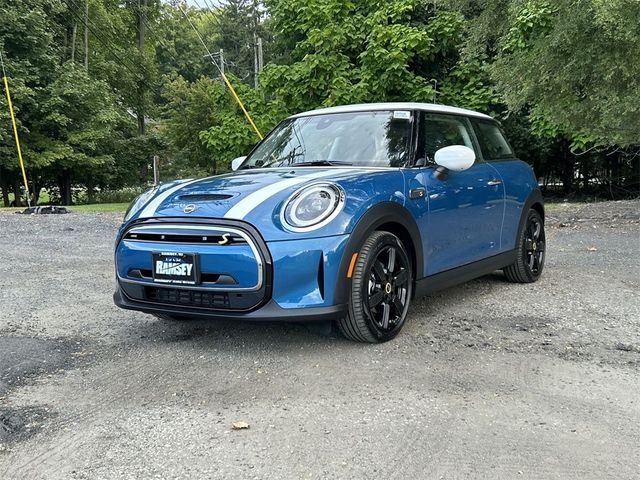 2024 MINI Cooper Hardtop SE