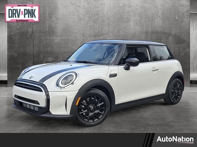 2024 MINI Cooper Hardtop Base