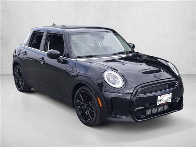 2024 MINI Cooper Hardtop S