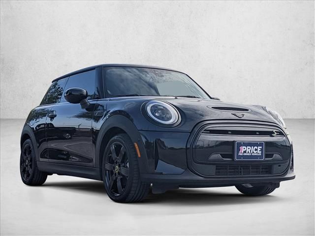 2024 MINI Cooper Hardtop SE