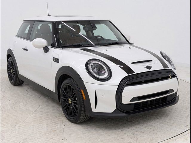 2024 MINI Cooper Hardtop SE