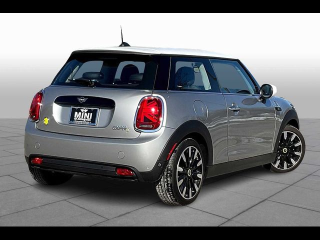 2024 MINI Cooper Hardtop SE