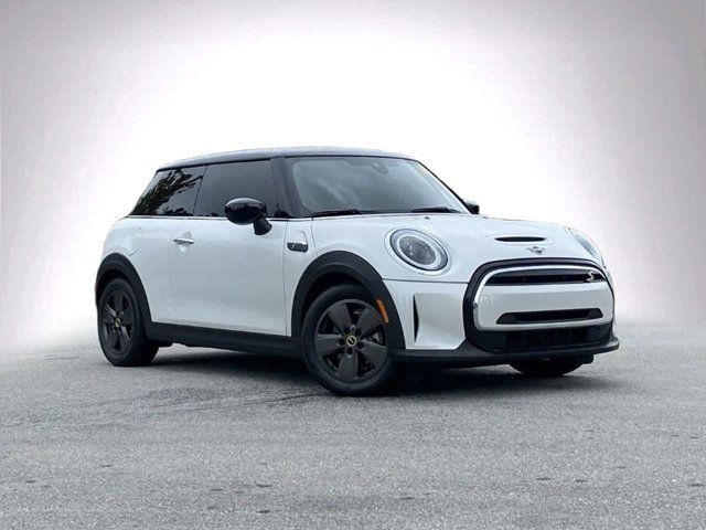 2024 MINI Cooper Hardtop SE