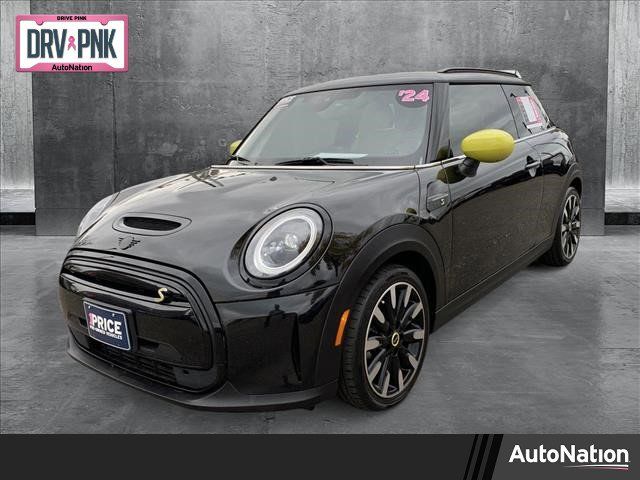 2024 MINI Cooper Hardtop SE