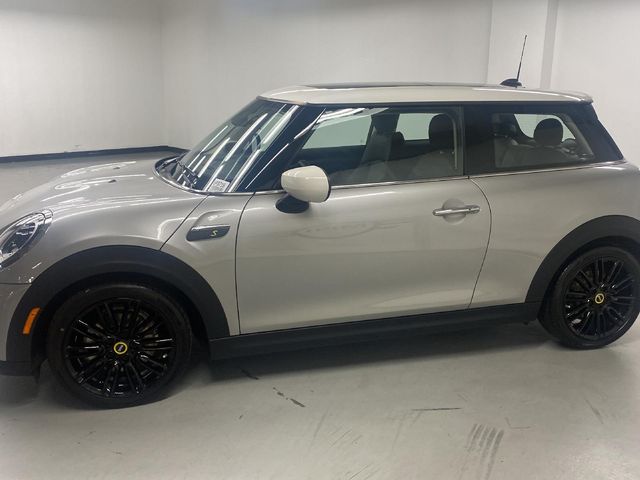 2024 MINI Cooper Hardtop SE