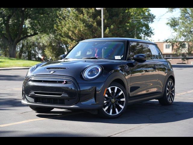 2024 MINI Cooper Hardtop SE